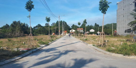 Đất Nguyễn Khoa Chiêm - Ngay Làng Đại Học Huế. Diện tích 121m2