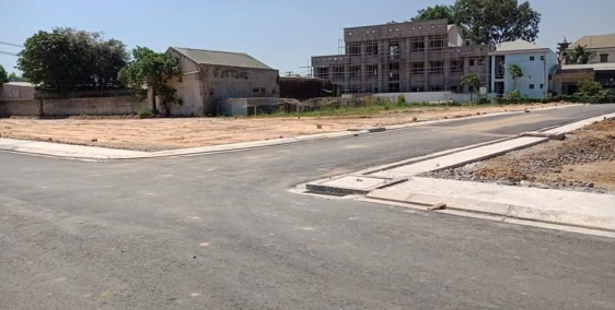 bán nhà phố và đất nền liền kề vị trí đẹp các chủ đầu tư