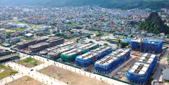 đất vàng giữa trái tim thành phố,30-40% lời /năm