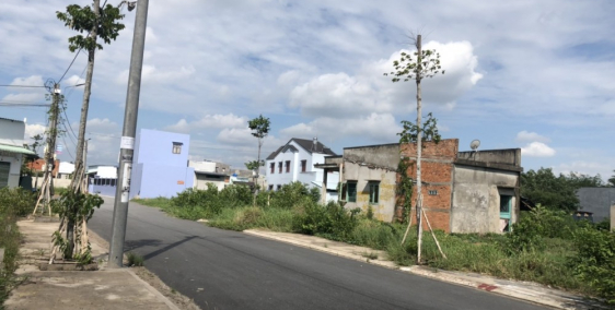 ĐÂT KCN CẦU TRÀM, MẶT TIỀN 10M, XD TỰ DO, SHR, LH: 0906 890 129 ( ZALO)