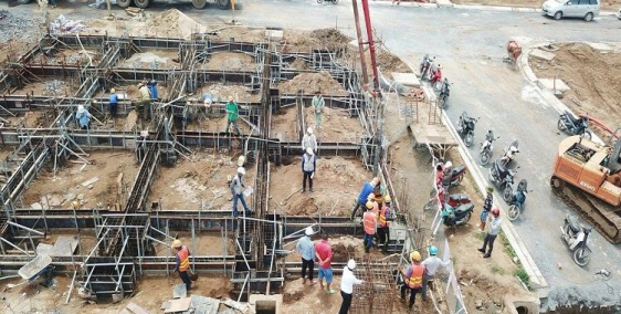 *Cực kì XỊN SÒ mua nhà phố tặng kiot chợ chỉ với 750TR, SHR*