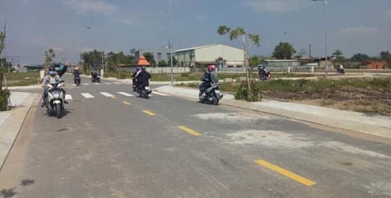 Bán đất ngay mặt tiền đường Trần Đại Nghĩa quận Bình Chánh đường nhà nước 32m, g