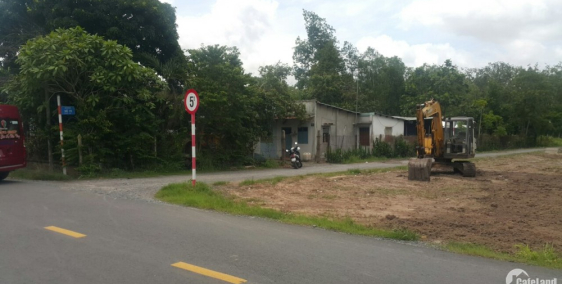 Bán gấp 500m2 đất ngay Ngã Tư Tân Quy, Củ Chi, sổ hồng riêng