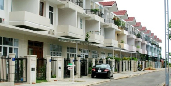 Nhà phố 1 trệt 2 lầu, Nguyễn Ảnh Thủ, Bà Điểm  1 tỷ 3. Lh 0911.05.0044