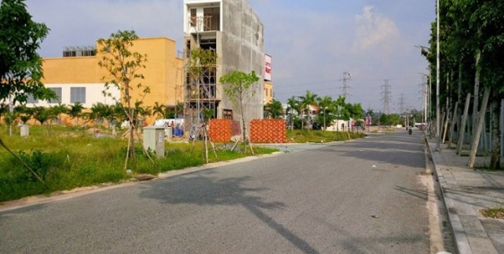 Cần tiền bán gấp đất MT đường Mai Chí Thọ, P.Thủ Thiêm, quận 2, SHR, 1 tỷ 2/nền.