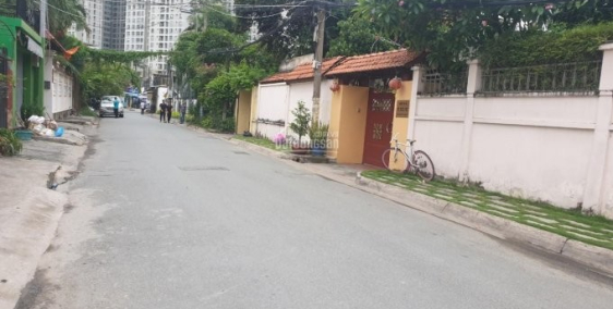 Bán đất Thảo Điền Quận 2 đường Nguyễn Văn Hưởng khu compound an ninh giá 27,5 tỷ