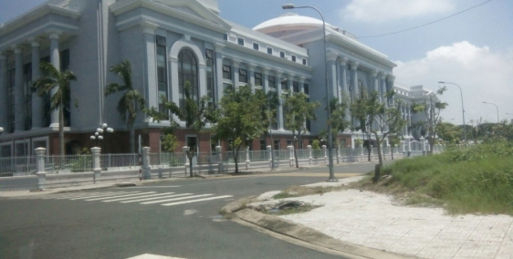 Chính chủ cần sang gấp lô đất Q2, sổ sẵng công chứng sang tên trong ngày