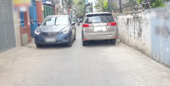 Bán đất 2 mặt tiền hẻm 6m 793 Trần Xuân Soạn quận 7.