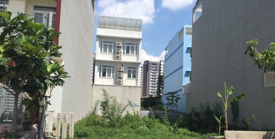 Chính chủ cần bán gấp lô đất đẹp đường 109, p. Phước Long A, Q9, full thổ cư.