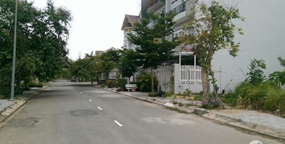 Bán đất MT đường 27 Phạm Văn Đồng, Hiệp Bình Chánh, Thủ Đức, SHR