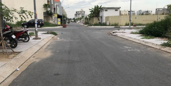 Chính chủ bán gấp lô đất MT đường 28, Hiệp Bình Chánh, Thủ Đức, SHR, TC 100%