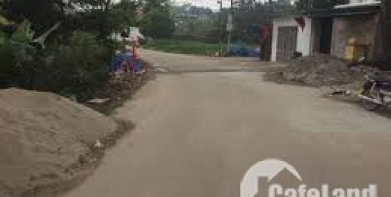 BÁN ĐẤT ĐƯỜNG HỮU THỦ, KIM LONG, VĨNH YÊN, 295M2 GIÁ 2TR2. LH: 0986454393