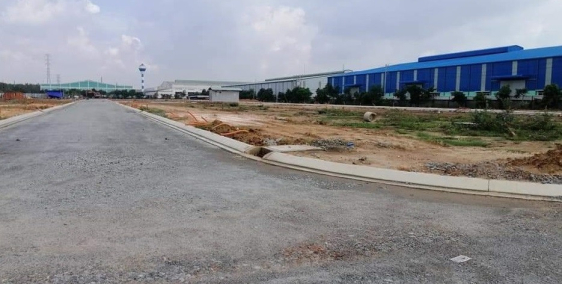 Bán đất thổ cư chính chủ giá 900 triệu sổ hồng riêng đất ở tại đô thị gần chợ