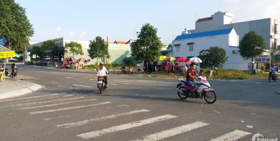 ĐẤT TTHC BÌNH DƯƠNG 80m² SHR 520tr ĐIỆN ÂM NƯỚC MÁY, BAO GPXD