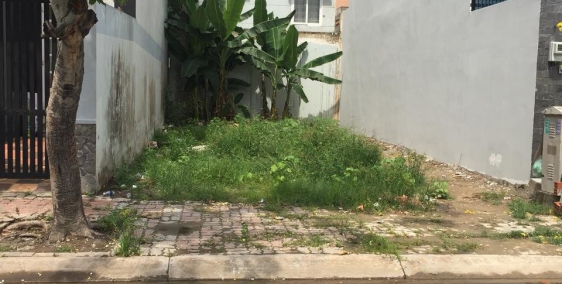 cần tiền trả nợ bán gấp lô đất 80m2 giá 700tr đất thổ cư sổ riêng