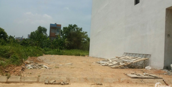 BÁN ĐẤT ĐƯỜNG NGUYỄN TẤT THÀNH, VĨNH YÊN, 80M2, Ô TÔ ĐỂ THOẢI MÁI. LH: 098679722