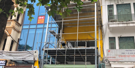 Cho thuê nhà mặt phố Núi Trúc, DT 50m2, MT 4m, kinh doanh hàng ăn chắc thắng