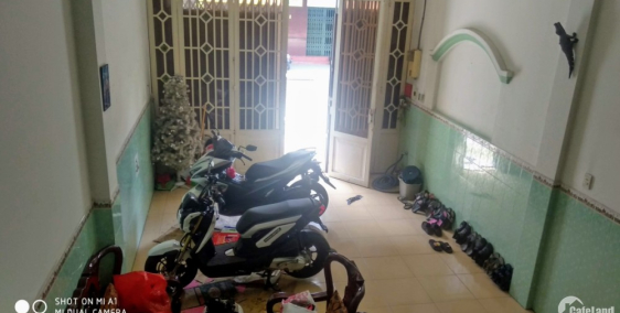 Cho thuê mặt bằng tầng trệt Quận 6 Dài 20m Rộng 4m