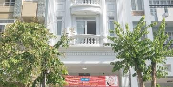 Cho thuê khách sạn cao cấp mới đẹp khu Hưng Gia ở Phú Mỹ Hưng, Quận 7