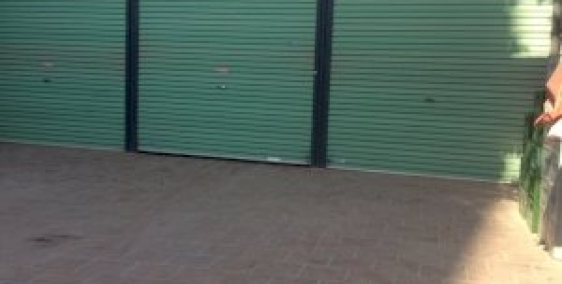 Cho thuê kho xưởng, nhà ở Công nhân tổng DT 75m2 đường 3 tấn, chỉ 5 triệu/tháng,