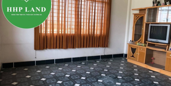 Cho Thuê Nhà 1 trệt 3 lầu, 7PN, Mặt Tiền đường Trần Quốc Toản, giá: 25 Triệu