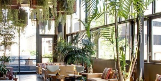 Cho thuê nhà mặt Phố Trần Quý Kiên vị trí đẹp, nhà siêu hot, giá chỉ 40tr/tháng