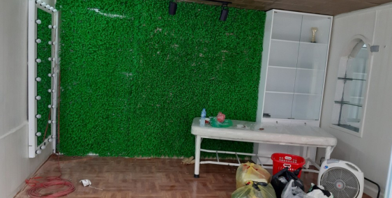 Cho thuê nhà mặt phố Xuân Thủy 100m2 làm trà sữa, cafe