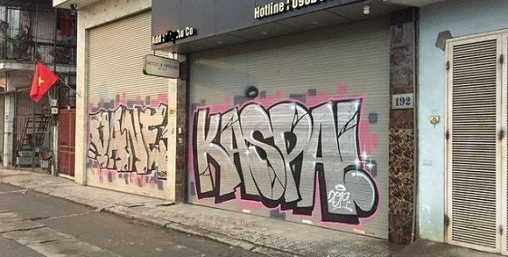 Nhà mặt phố cho thuê ở Hào Nam, Dt 30m2,2 tầng,MT 3,2m, 18tr/tháng.