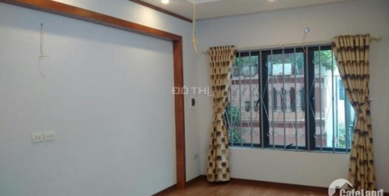 Cho thuê nhà ở Lạc Trung, 70m x3 tầng, 15tr/th