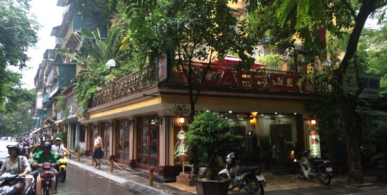 cho thuê nhà mặt phố thể giao mặt tiền 6m, diện tích 95m x 3 tầng. giá rẻ