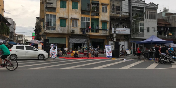 Mặt bằng đẹp phố Đi Bộ cần cho thuê, MT: 10m DT: 150m2 vỉa hè rộng rãi