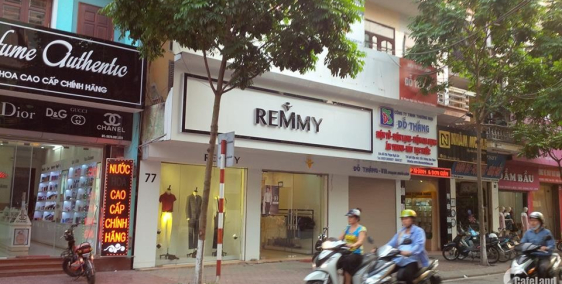 Cho thuê nhà sắp hết hạn hợp đồng. MT: 5,5m DTSD: 80m2, vỉa hè rộng rãi phố Lạch