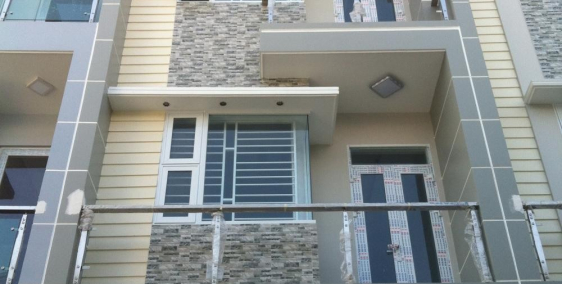 Cho thuê nhà nguyên căn MT Mai Thị Lựu, P. Đa Kao, Quận 1. DT 9x34m. Giá: 90 tri