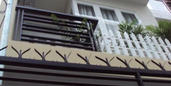 Hot! MT Nguyễn Thị Minh Khai: 12x23m, 1 lầu, 250 triệu/th