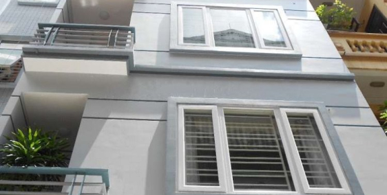 Cho thuê nguyên căn mặt tiền Hoàng Sa, P11, Q3, DT: 7x15m, 5 tầng mới 100%, giá