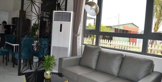 Cho thuê MT Thích Quảng Đức. 7 lầu. DT: 7x20, Gía: 140tr/tháng