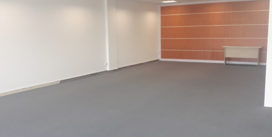 Chính chủ cho thuê văn phòngmặt đường MÊ TRÌ mặt  tiền 8m view đẹp, giá rẻ. Diện