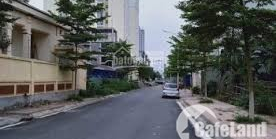 CHO THUÊ MẶT TIỀN PHAN CHU TRINH, VĨNH YÊN, 4 TẦNG, 100M2 GIÁ CHỈ 20TR. LH: 0986