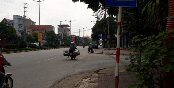 CHO THUÊ NHÀ KINH DOANH ĐƯỜNG NGUYỄN TẤT THÀNH , 270M2. LH:0986797222-0986454393