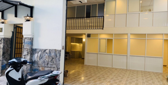 Cho thuê nhà nguyên căn HXH đường Kha Vạn Cân, P. Linh Đông, Thủ Đức.