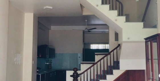 Cho thuê nhà nguyên căn mặt tiền đường Linh Trung, P. Linh Trung, Q. Thủ Đức.