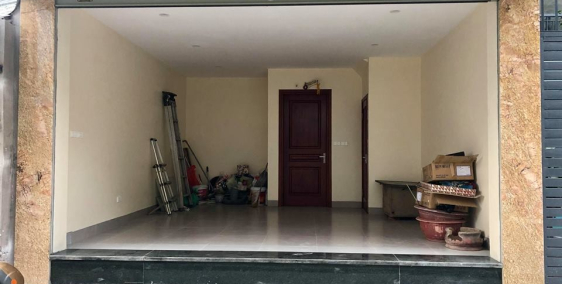 Cho thuê mặt bằng kinh doanh 20m2 mặt phố Thụy Khuê mới gần dốc Tam Đa .