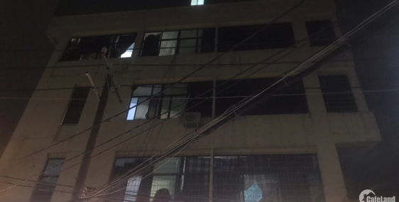 Tôi cần sang lại dãy trọ mặt tiền 160 phòng P11,Q11. LH 0989999241.Giá 5.5 tỷ