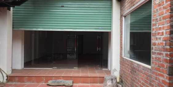 Nhà đội cấn  làm spa,trường,hangfg ăn cao cấp 170mx3,5T MT:8m 20tr/tháng