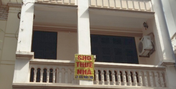 Chính chủ cần cho thuê nhà tại C22 ngõ 80 Trung Kính, vị trí đẹp.