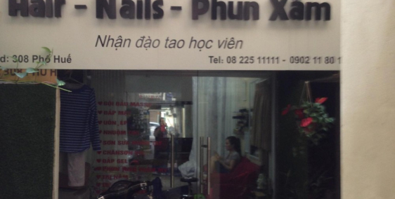 Nhà tầng 1 bên trong số nhà 308 Phố Huế