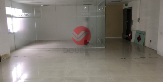 Văn phòng cho thuê quận 3 dt 139m2 MT Phạm Ngọc Thạch giá 82tr