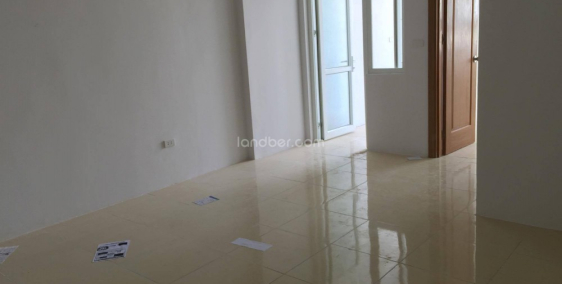 Chính chủ bán căn 70m2 tầng 14 cửa chính hướng Tây Bắc; ban công hướng Tây Nam.