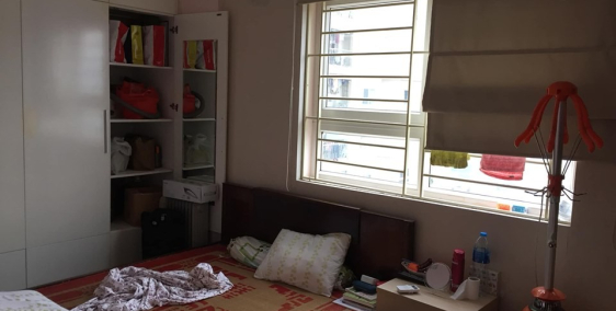 Bán gấp Chung cư 250 Minh Khai: 2,2 tỷ, 75m2. cái tạo đẹp, NT cơ nảm