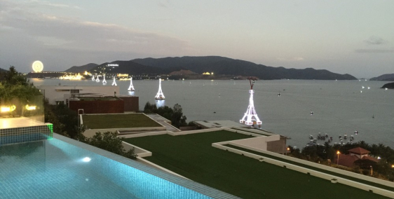 Bán căn siêu BT tựa núi nhìn thẳng ra vịnh Nha Trang tầm view có 102